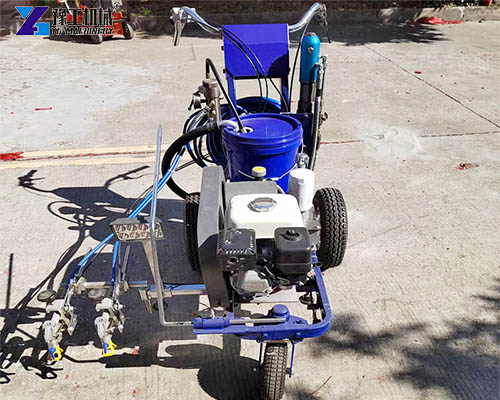 cold spray road marking machine