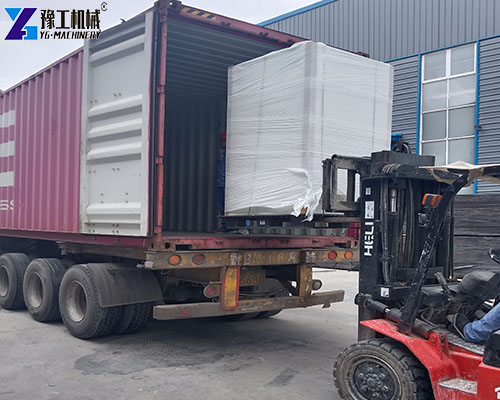 container based swimming pool