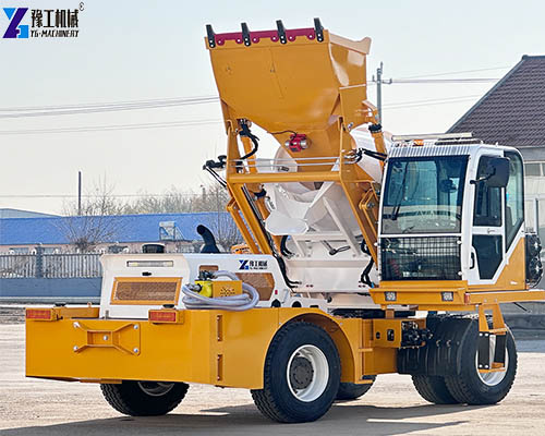self‑loading concrete mixer truck loading raw material
