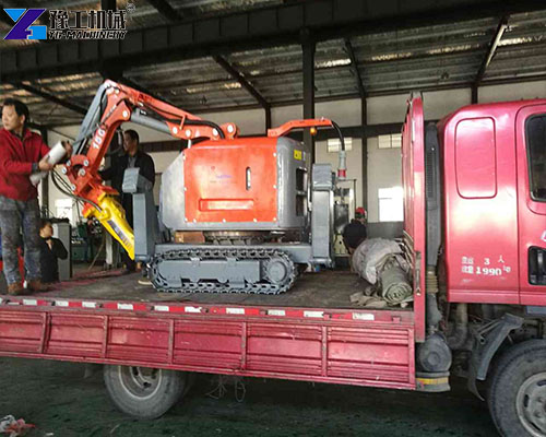 demolition robot loading