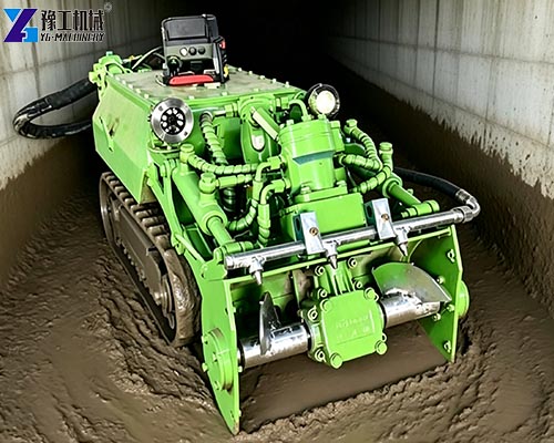tank dredging robot onsite working scene